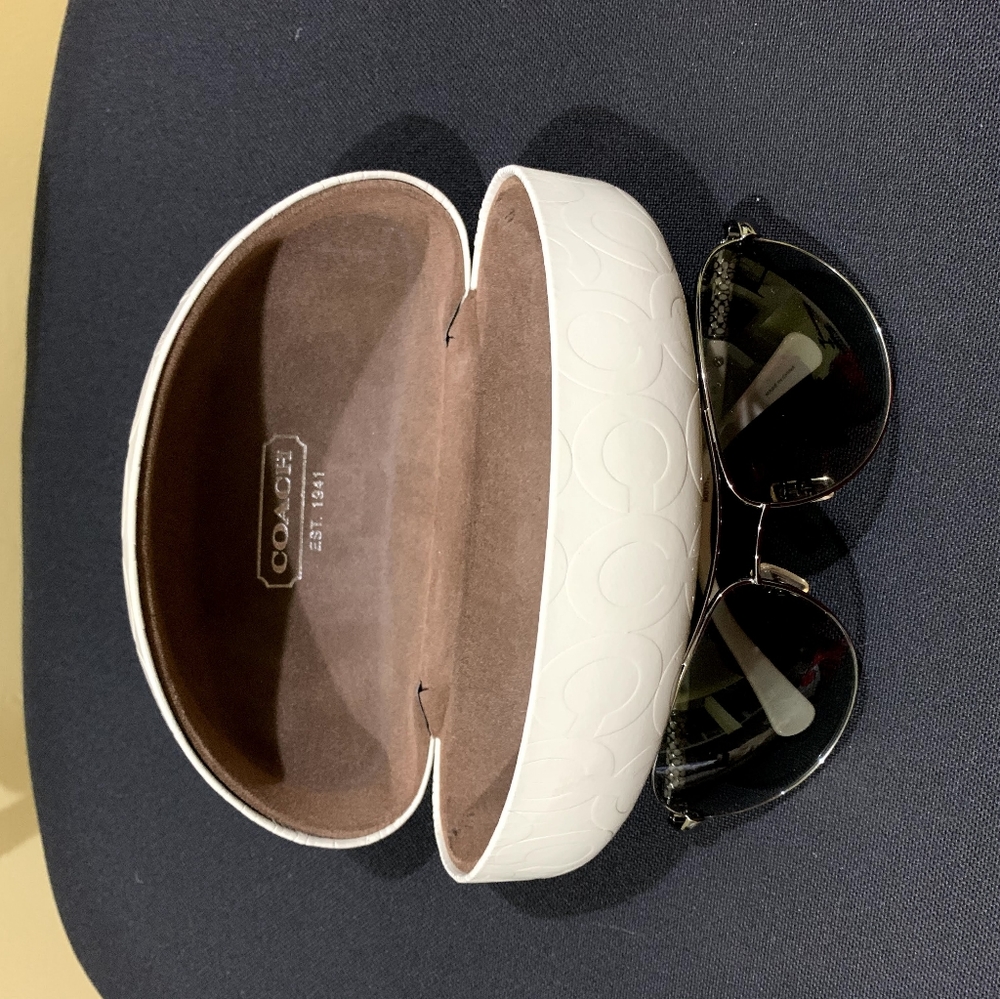 White and silver coach aviators